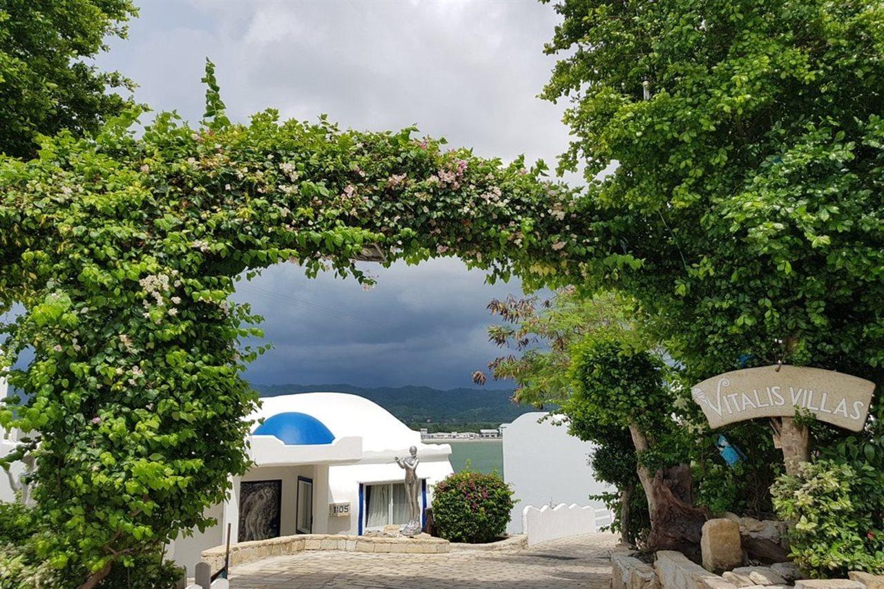 Vitalis Villas Ilocos Exteriér fotografie